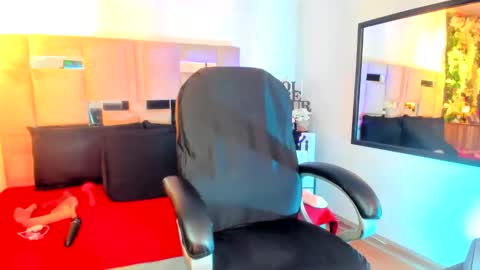 Natacha black online show from 02.20.25