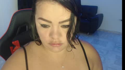 Nata Ramirez online show from 02.17.25