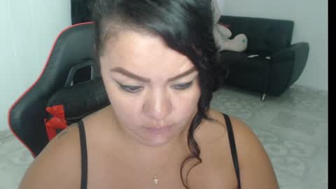 Nata Ramirez online show from 02.19.25