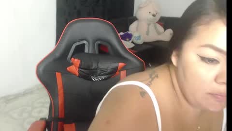 Nata Ramirez online show from 03.10.25