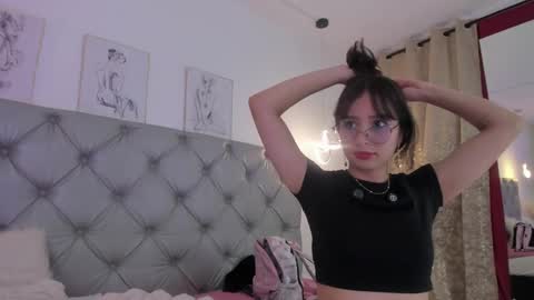 natalia online show from 04.30.26