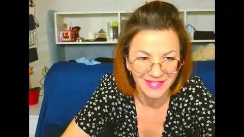 Snapshot of natali3855 chatting on 01.12.25 Natali online show from 01.12.25