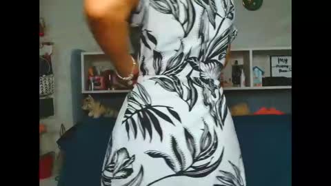 Snapshot of natali3855 chatting on 02.08.25 Natali online show from 02.08.25