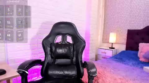 Natalia Kiss online show from 07.22.26