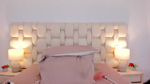 Snapshot of nataliacollinslim chatting on 07.16.26 Natalia online show from 07.16.26