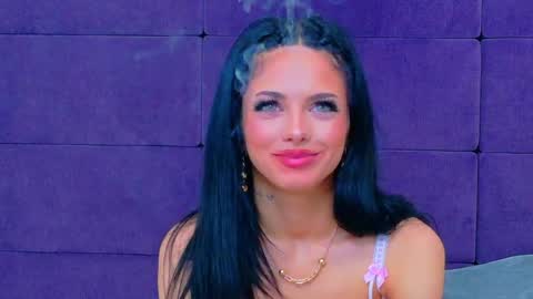 nataliacroft online show from 04.29.26