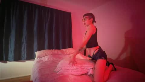 Natalie Six online show from 07.05.26