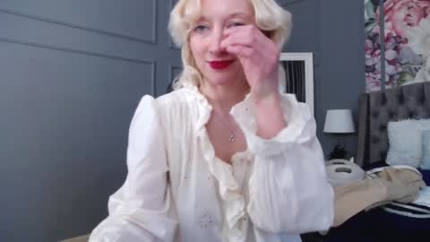 Natalie online show from 01.10.25