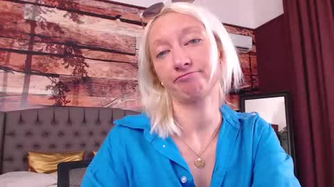 Natalie online show from 09.24.25