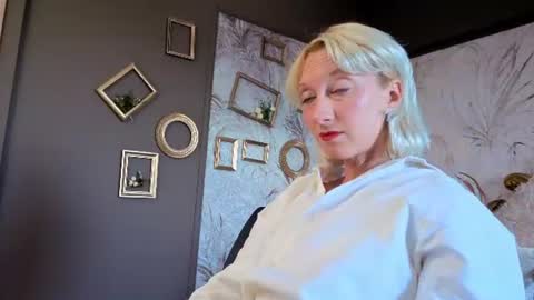 Natalie online show from 06.18.26