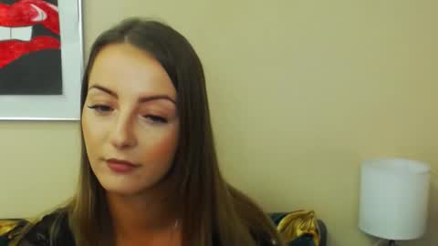 Snapshot of natalie_live chatting on 09.10.25 NatalieSexy online show from 09.10.25