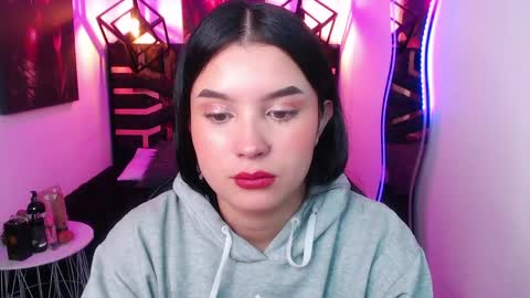 natalie  online show from 04.30.26