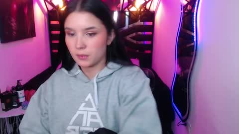 natalie  online show from 05.02.26