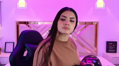natalie  online show from 07.11.26