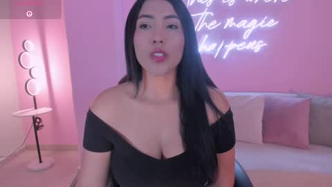 Natalie Lewis online show from 04.21.26