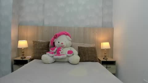 Snapshot of nataly_calderon chatting on 03.09.25 Nataly Calderon online show from 03.09.25