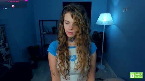 Snapshot of nataly_hello chatting on 12.16.25 Natalie online show from 12.16.25