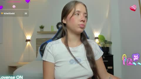 Snapshot of nataly_rodri chatting on 02.27.26 Nataly online show from 02.27.26
