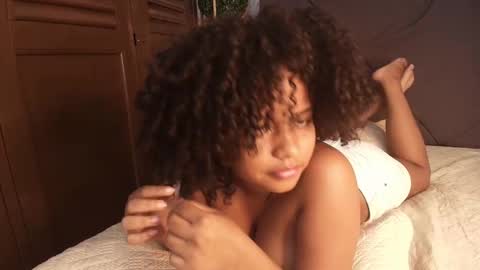 Naty online show from 02.25.25