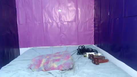 natascha_2023 online show from 12.14.24