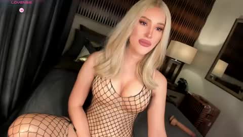 Natasha online show from 05.14.26
