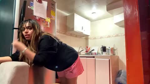 Snapshot of natasha__magics chatting on 10.16.25 natasha__magics online show from 10.16.25