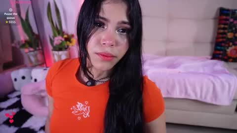 Natasha Sccott online show from 11.19.25