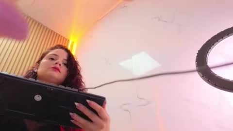 Natasha  tp   1430- 2100 online show from 02.18.26