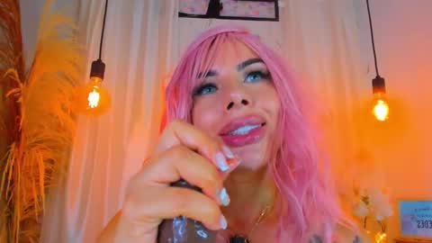       online show from 03.04.25