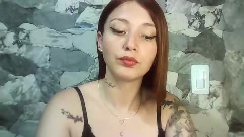 Snapshot of natasha_kein chatting on 12.14.24 natalia online show from 12.14.24