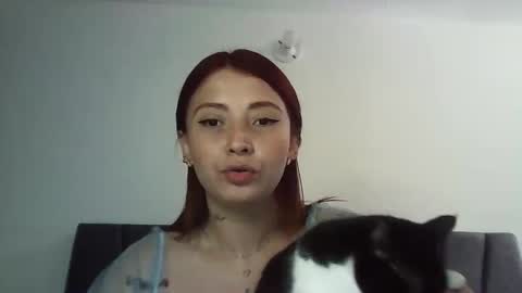 Snapshot of natasha_kein chatting on 10.02.25 natalia online show from 10.02.25