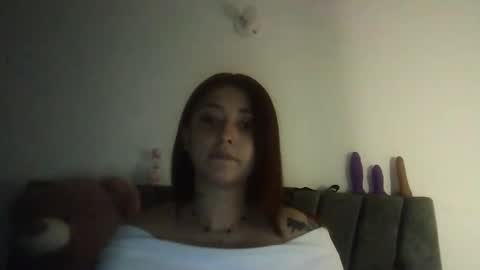 Snapshot of natasha_kein chatting on 05.12.26 natalia online show from 05.12.26
