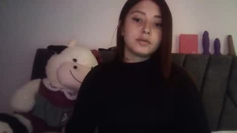 Snapshot of natasha_kein chatting on 05.19.26 natalia online show from 05.19.26