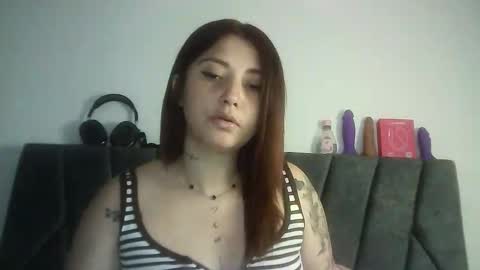 Snapshot of natasha_kein chatting on 05.28.26 natalia online show from 05.28.26