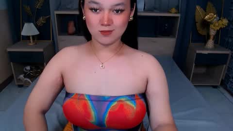 natasha_santiago5 online show from 10.10.25