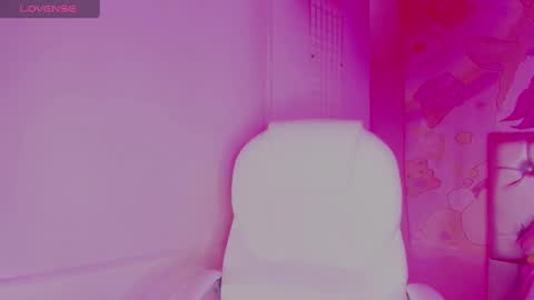 Natasha  online show from 12.11.24