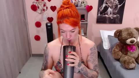 Snapshot of natasha_woo chatting on 02.22.25 Nat online show from 02.22.25