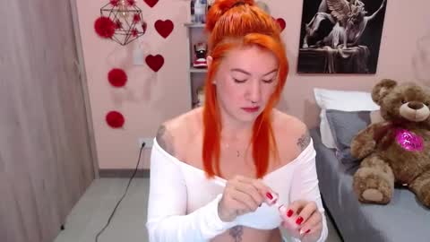 Snapshot of natasha_woo chatting on 03.01.25 Nat online show from 03.01.25