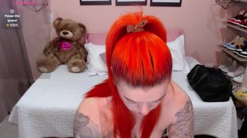 Snapshot of natasha_woo chatting on 09.15.25 Nat online show from 09.15.25