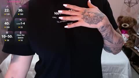 Snapshot of natasha_woo chatting on 12.03.25 Nat online show from 12.03.25