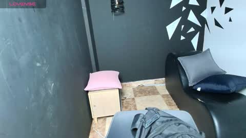 Natasha Mason online show from 12.04.25