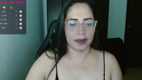 Natasha Smithe  online show from 12.19.24