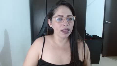 Natasha Smithe  online show from 03.06.25