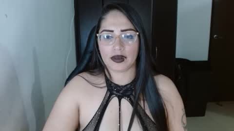 Natasha Smithe  online show from 12.04.25