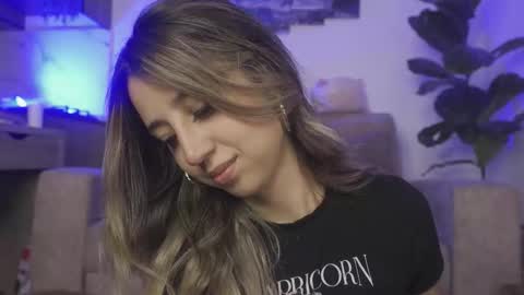 Natasha Independent model online show from 10.29.25