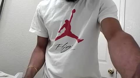 Snapshot of nate791758 chatting on 11.27.25 nate791758 online show from 11.27.25