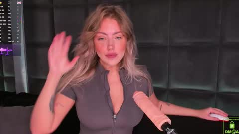 Snapshot of natehalll chatting on 11.19.25 NATE online show from 11.19.25