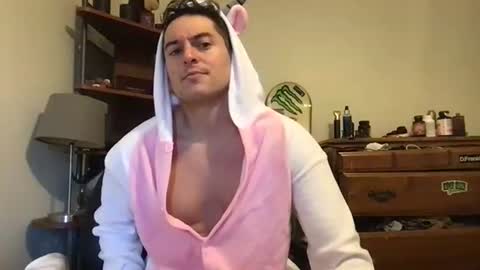 natetheexplorer online show from 10.30.25