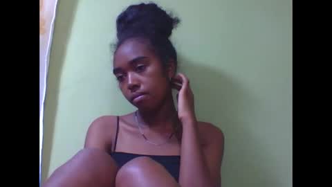 Snapshot of nathaaldy chatting on 10.11.25 nathaaldy online show from 10.11.25