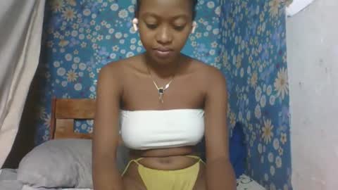 nathalia069 online show from 05.19.26